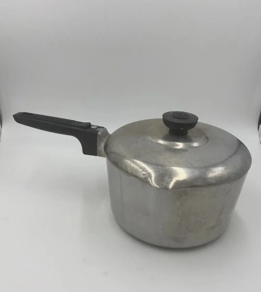 Vintage GHC Magnalite Aluminum 3 QT Sauce Pan Dual Spout 4683 With Lid Cajun